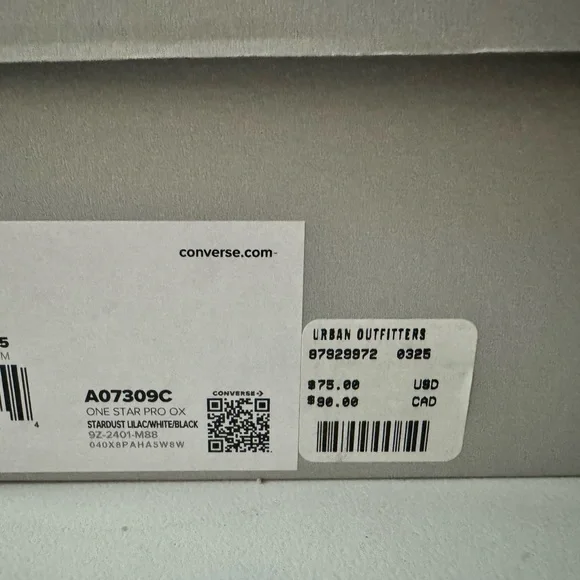 Brand new Urban outfitters pink converse 8.5 womens new in box - Picture 3 of 6